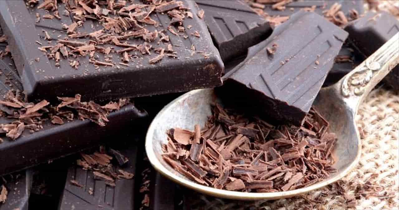 Comer chocolate amargo es bueno para la salud: he aquí por qué
