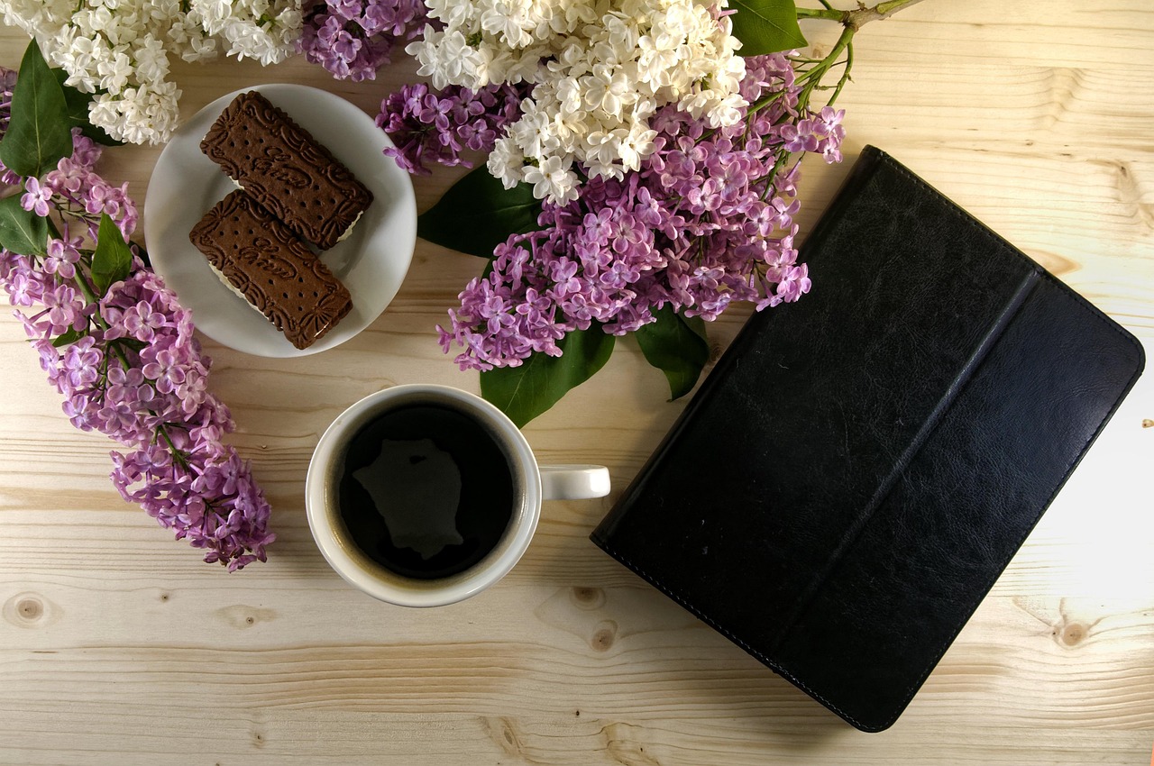 Immagine di un'alba con citazioni religiose per un buon inizio giornata e benedizioni del 7 marzo 2026.